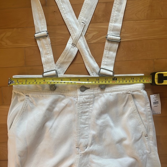 ✨HP✨*white* Gap wide leg suspender jeans. 6P, 28. Soft! NWT. Open to offers 😍 - Picture 3 of 14